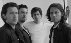 Arctic Monkeys lança ‘I Ain’t Quite Where I Think I Am